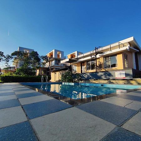 Royal Meadows Igatpuri 2Bhk Poolside Villa Екстериор снимка