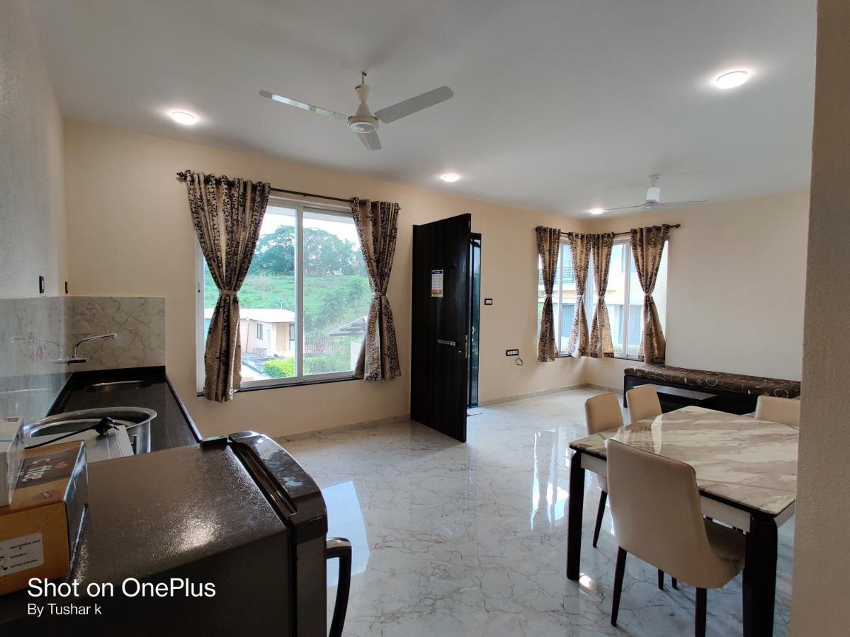 Royal Meadows Igatpuri 2Bhk Poolside Villa Екстериор снимка