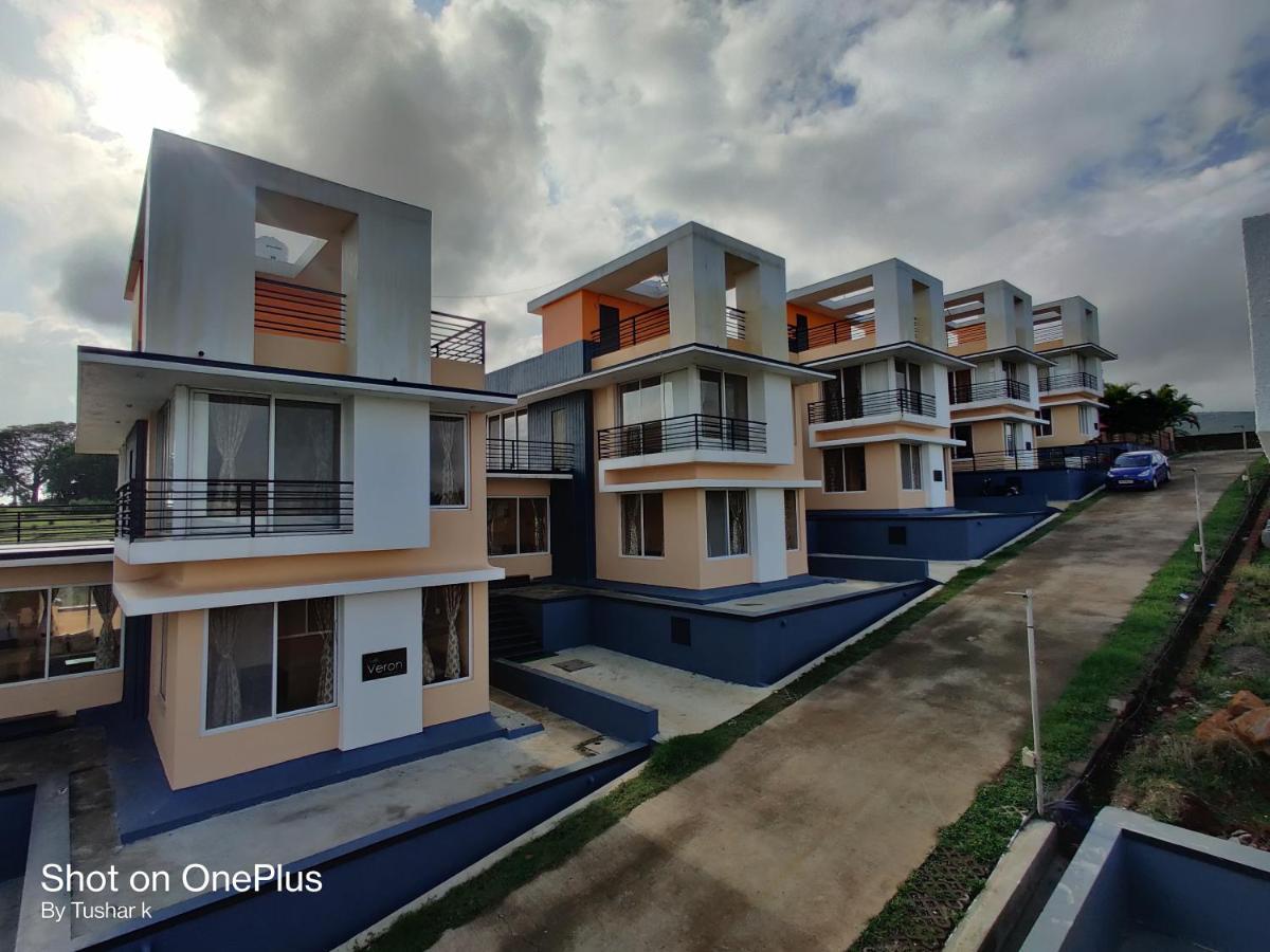 Royal Meadows Igatpuri 2Bhk Poolside Villa Екстериор снимка